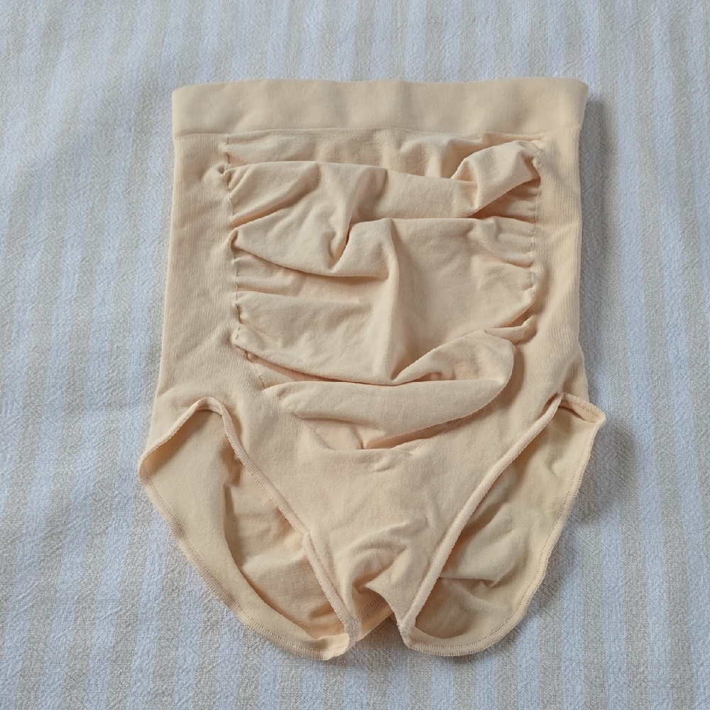 SKIMS Fits Everybody Maternity Banded High Waist Brief Size:Large Sand